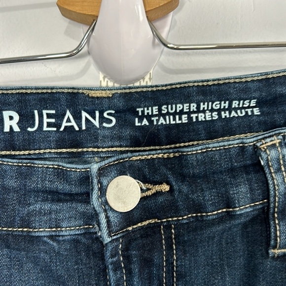 Reitmans Raw Edge High Rise Jeans - Picture 2 of 10